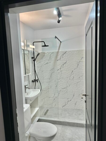 Titan - Minis Garsoniera Renovata Complet